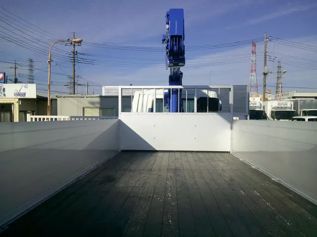 三菱 ファイター 2KG-FK62F(2WD)の写真9