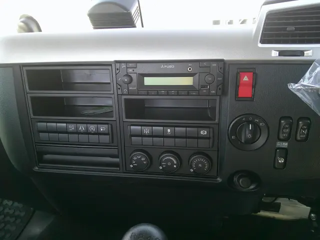 三菱 ファイター 2KG-FK62F(2WD)の写真21