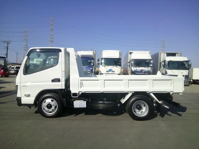 三菱 キャンター 2RG-FBA60(2WD)の写真9