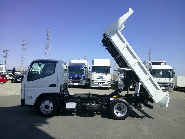 三菱 キャンター 2RG-FBA60(2WD)の写真12