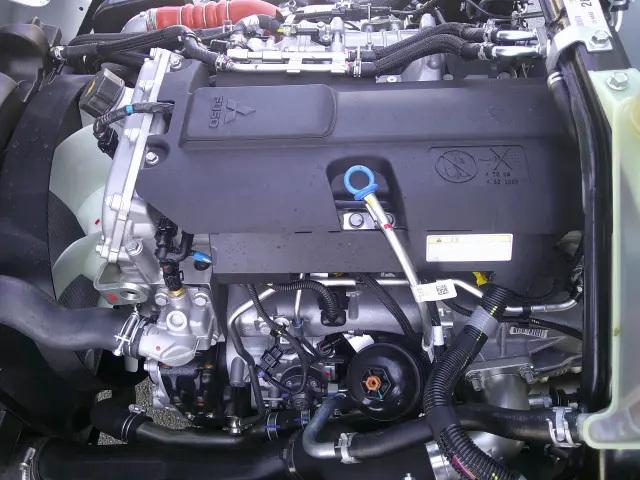 三菱 キャンター 2RG-FBA60(2WD)の写真24