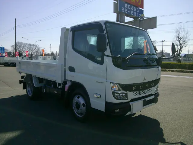 三菱 キャンター 2RG-FBA60(2WD)の写真4