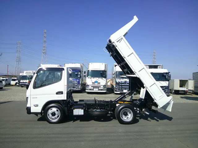 三菱 キャンター 2RG-FBA60(2WD)の写真12