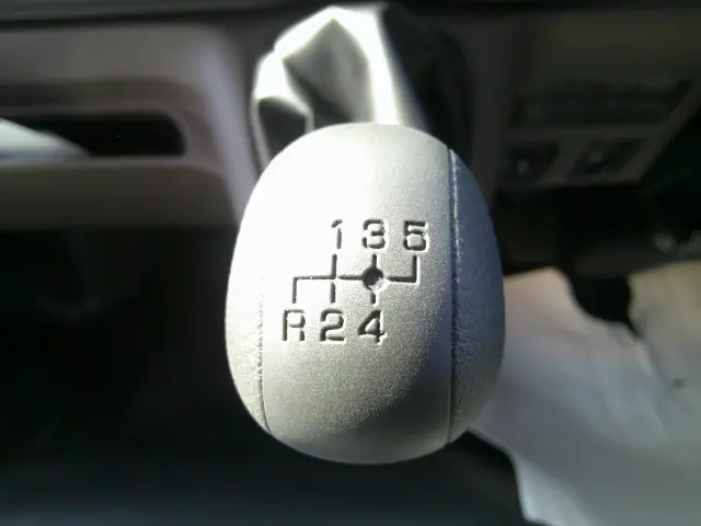 三菱 キャンター 2RG-FBA60(2WD)の写真18