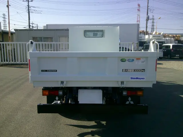 三菱 キャンター 2RG-FBA60(2WD)の写真7