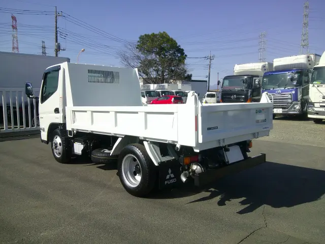 三菱 キャンター 2RG-FBA60(2WD)の写真8