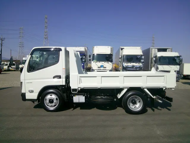 三菱 キャンター 2RG-FBA60(2WD)の写真9