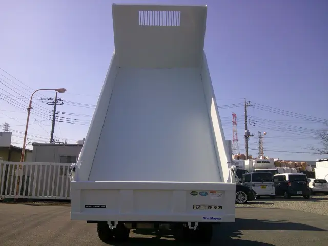 三菱 キャンター 2RG-FBA60(2WD)の写真13