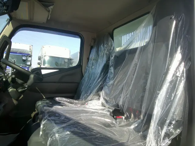 三菱 キャンター 2RG-FBA60(2WD)の写真23