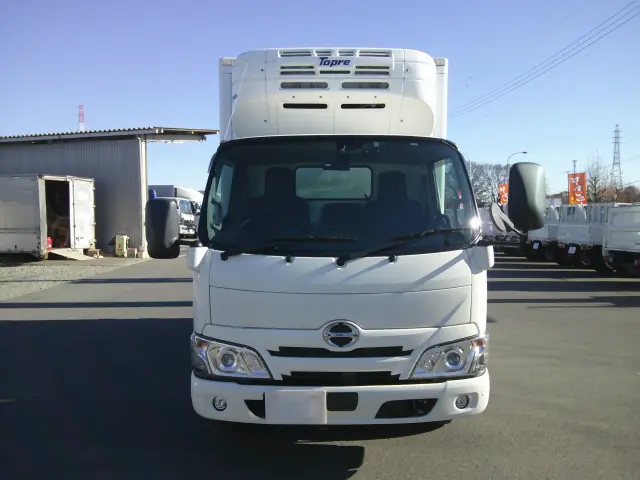 日野 デュトロ 2RG-XZC605(2WD)の写真2