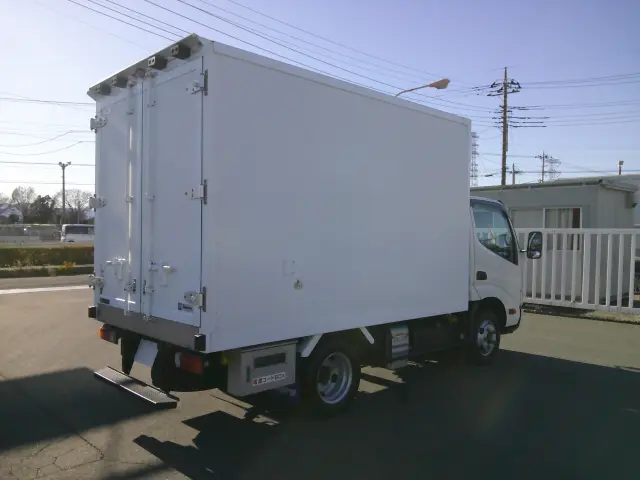 日野 デュトロ 2RG-XZC605(2WD)の写真5