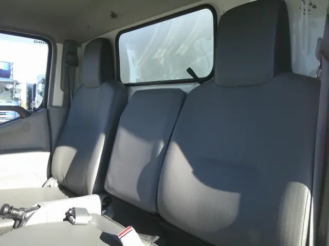 日野 デュトロ 2RG-XZC605(2WD)の写真27