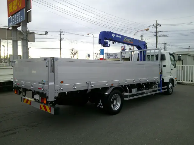 三菱 ファイター 2KG-FK62F(2WD)の写真5