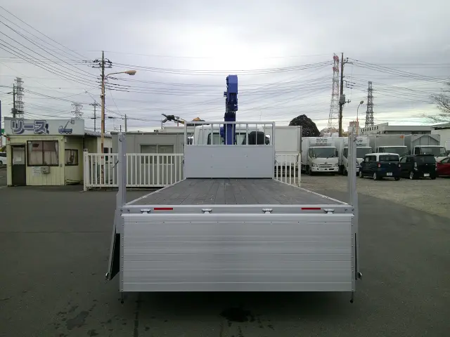 三菱 ファイター 2KG-FK62F(2WD)の写真9