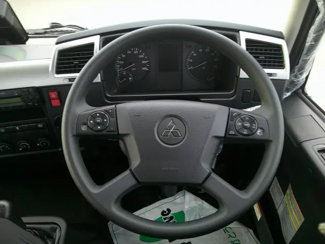 三菱 ファイター 2KG-FK62F(2WD)の写真18