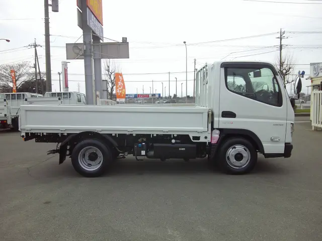三菱 キャンター 2RG-FBA20(2WD)の写真4