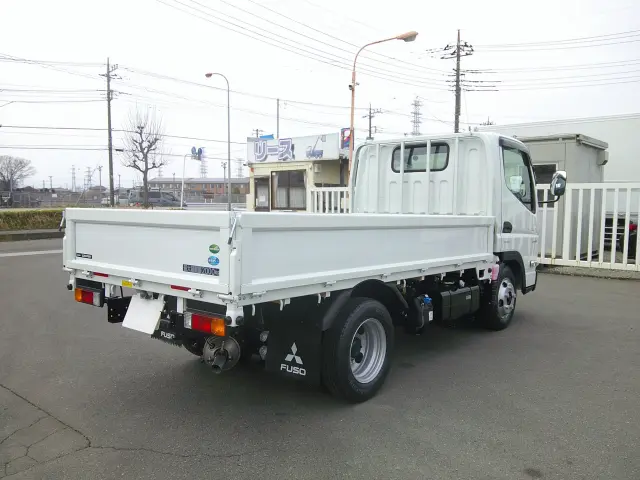 三菱 キャンター 2RG-FBA20(2WD)の写真5