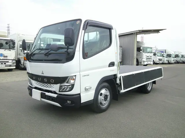三菱 キャンター 2RG-FBA20(2WD)の写真10