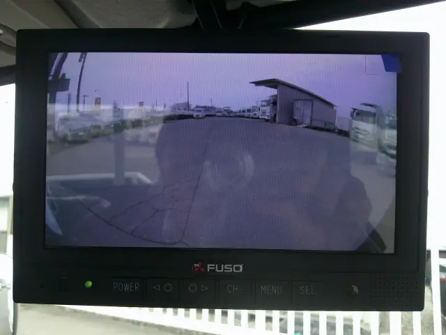 三菱 キャンター 2RG-FBA20(2WD)の写真18