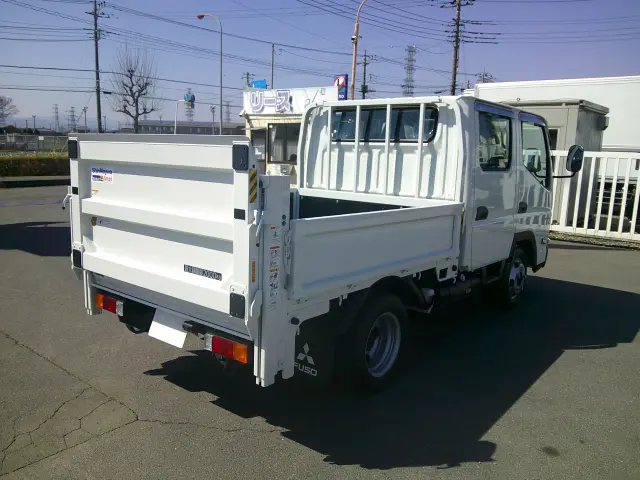 三菱 キャンター 2RG-FBA20(2WD)の写真5