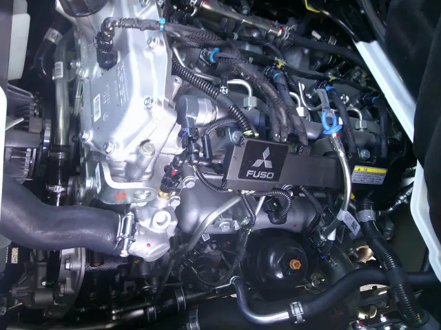 三菱 キャンター 2RG-FBA20(2WD)の写真27