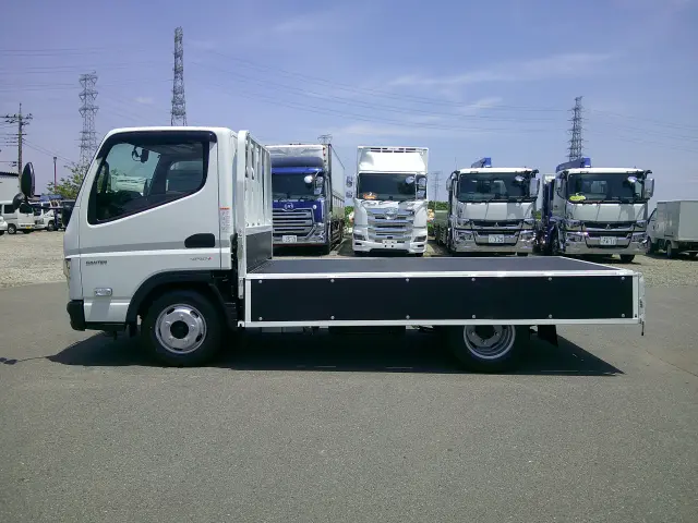 三菱 キャンター 2RG-FBA20(2WD)の写真10