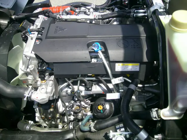 三菱 キャンター 2RG-FBA20(2WD)の写真21