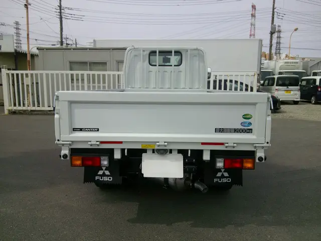 三菱 キャンター 2RG-FBA20(2WD)の写真6