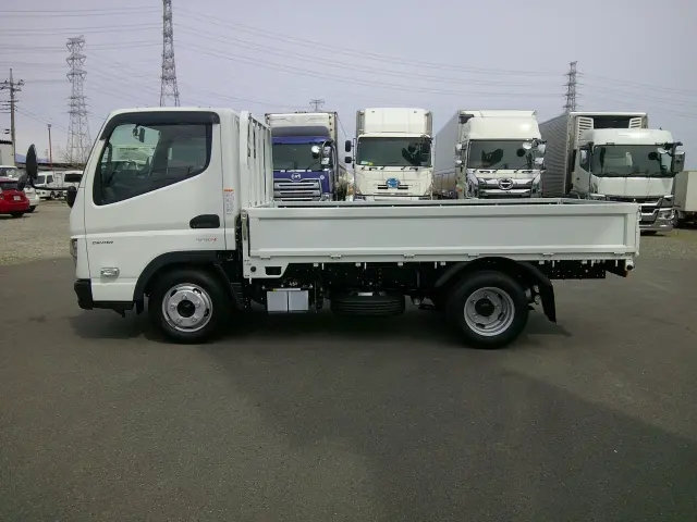 三菱 キャンター 2RG-FBA20(2WD)の写真8