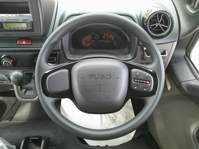 三菱 キャンター 2RG-FBA20(2WD)の写真14