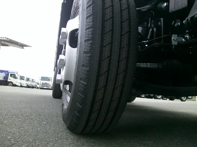 三菱 キャンター 2RG-FBA20(2WD)の写真24