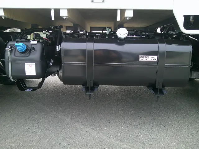 三菱 キャンター 2RG-FBA20(2WD)の写真30