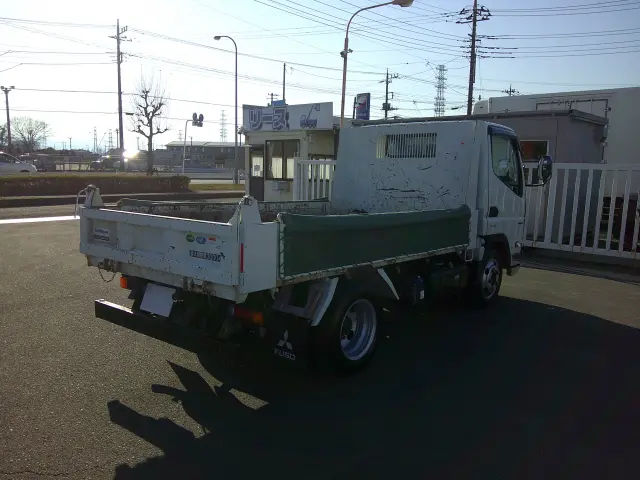 三菱 キャンター 2RG-FBA30(2WD)の写真5