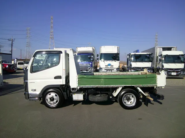 三菱 キャンター 2RG-FBA30(2WD)の写真8