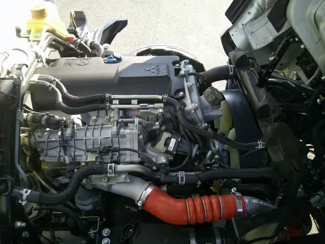 三菱 キャンター 2RG-FBA30(2WD)の写真24