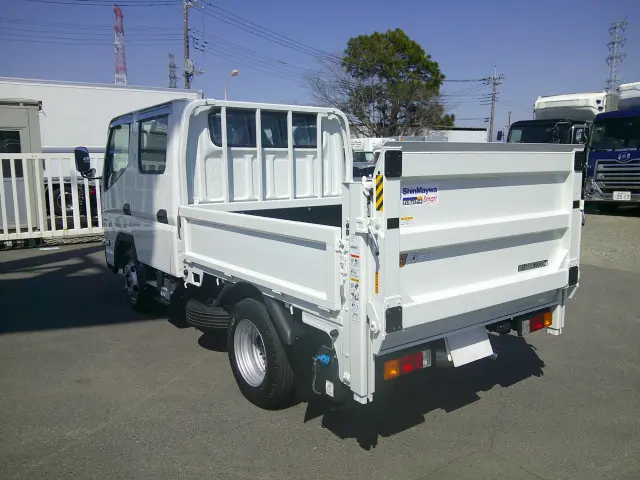 三菱 キャンター 2RG-FBA20(2WD)の写真7