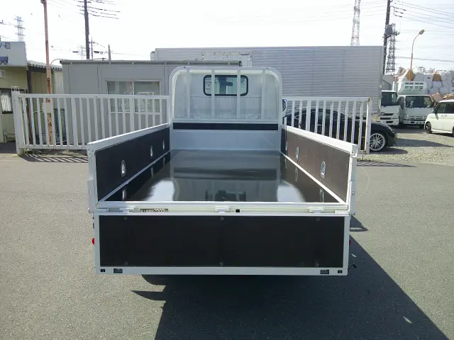 日野 デュトロ 2RG-XZC605(2WD)の写真9