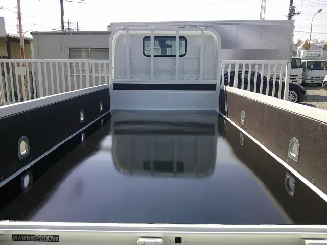 日野 デュトロ 2RG-XZC605(2WD)の写真10