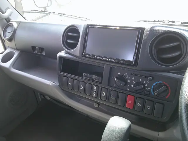 日野 デュトロ 2RG-XZC605(2WD)の写真17