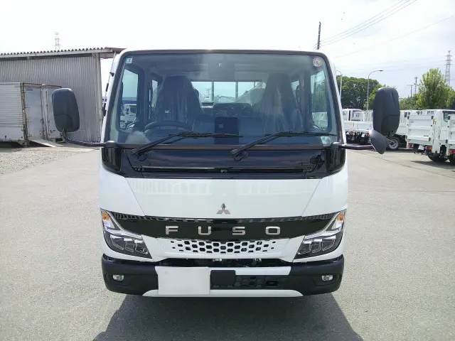 三菱 キャンター 2RG-FBA20(2WD)の写真2