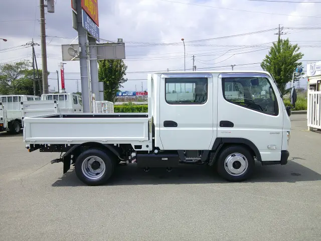 三菱 キャンター 2RG-FBA20(2WD)の写真4