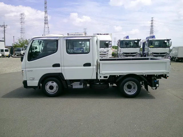 三菱 キャンター 2RG-FBA20(2WD)の写真8