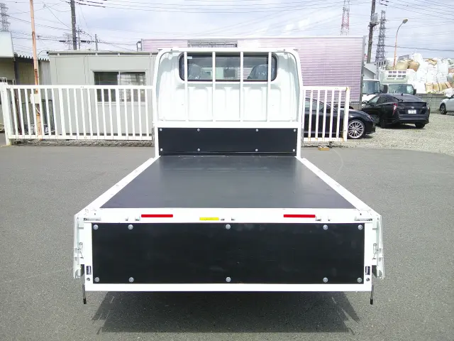 三菱 キャンター 2RG-FBA20(2WD)の写真11