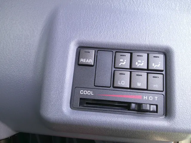 三菱 キャンター 2RG-FEA20(2WD)の写真23