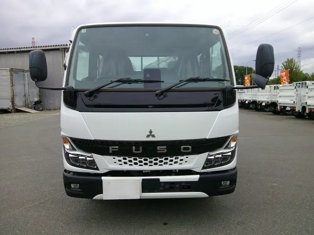 三菱 キャンター 2RG-FBA20(2WD)の写真2
