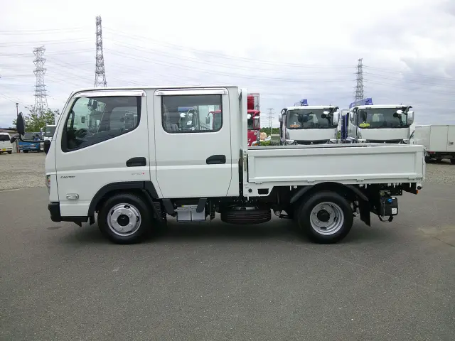 三菱 キャンター 2RG-FBA20(2WD)の写真8