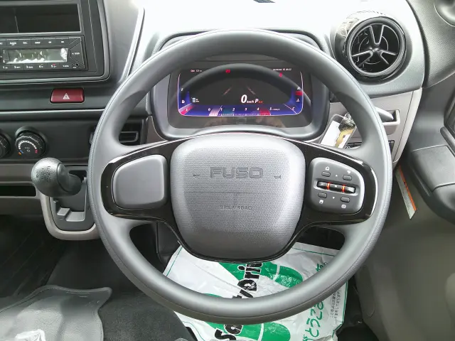 三菱 キャンター 2RG-FBA20(2WD)の写真14