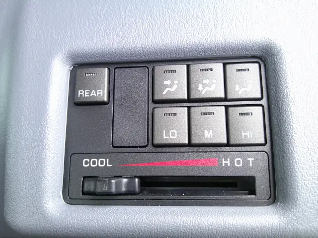 三菱 キャンター 2RG-FBA20(2WD)の写真24