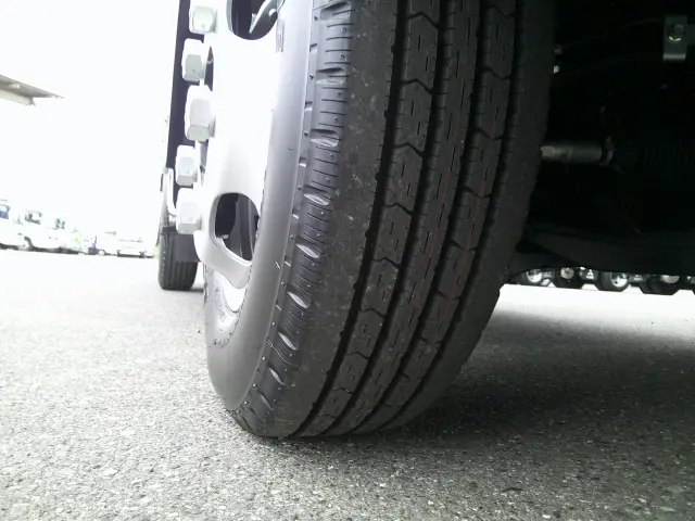 三菱 キャンター 2RG-FBA20(2WD)の写真28