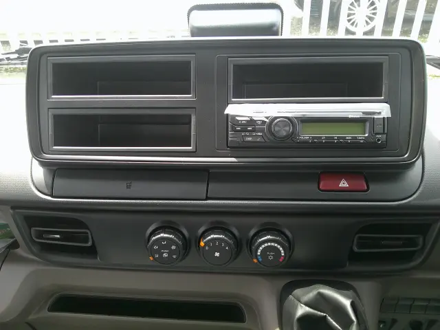 三菱 キャンター 2RG-FEAVO(2WD)の写真19
